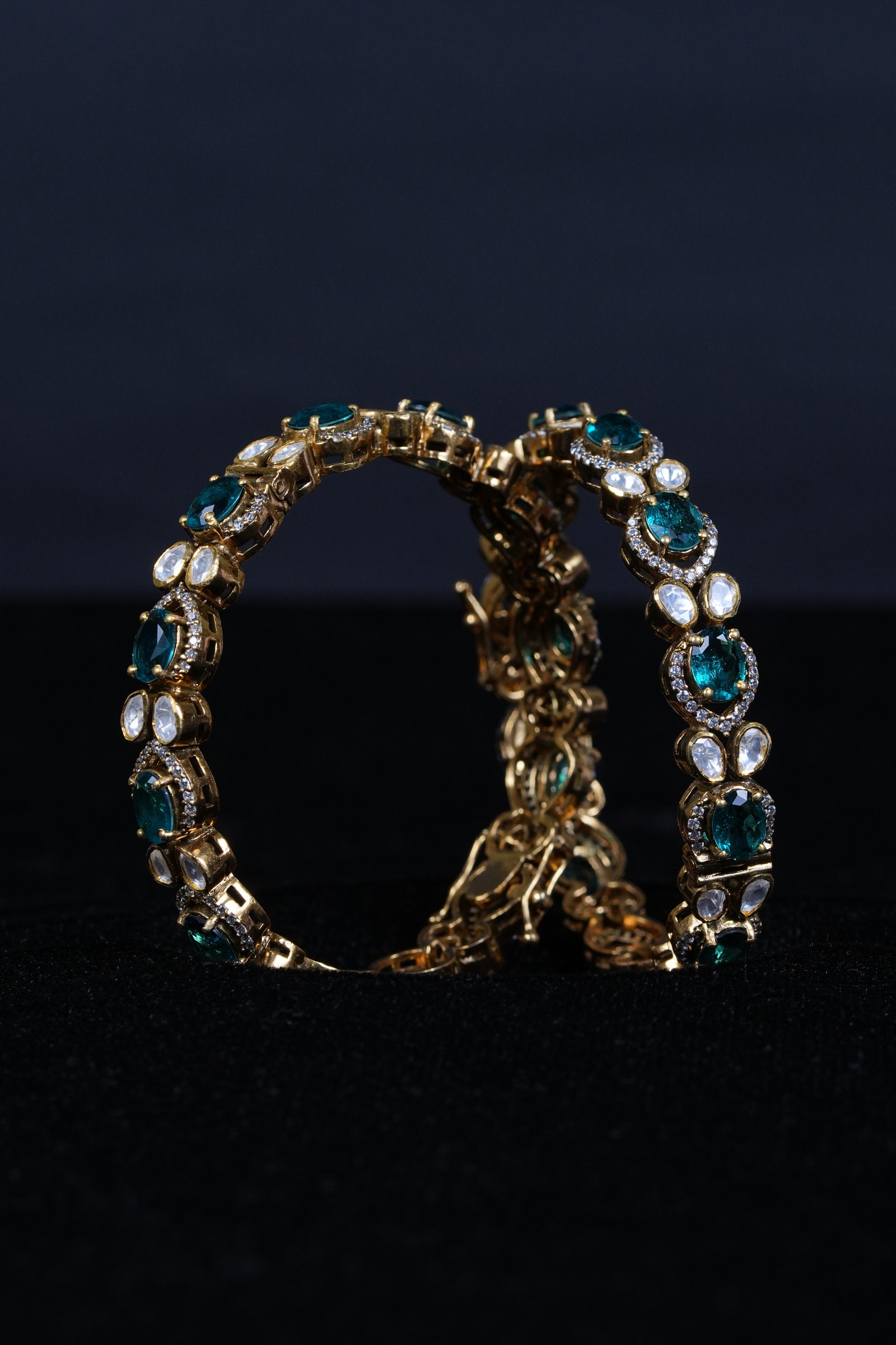 92.5 Sterling Silver Emerald  Kundan Openable Kada Bangles